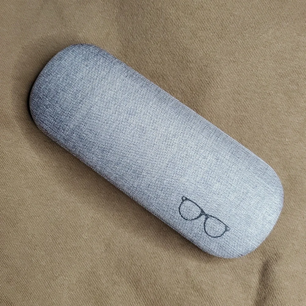 NWOT Grey Glasses‎ Case